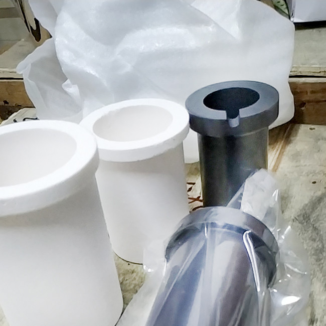 High Heat Resistance Ceramic Crucible For Graphite Crucible